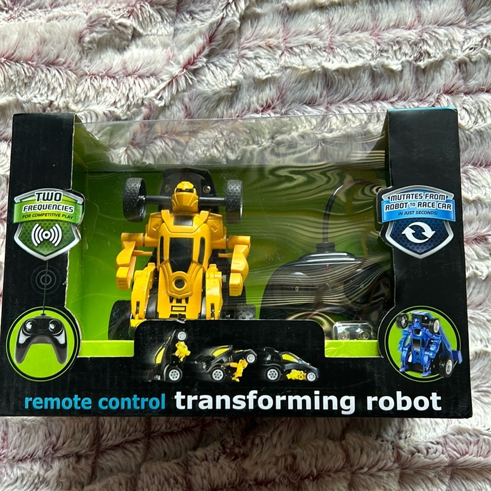 The black series Remote control transforming Robot